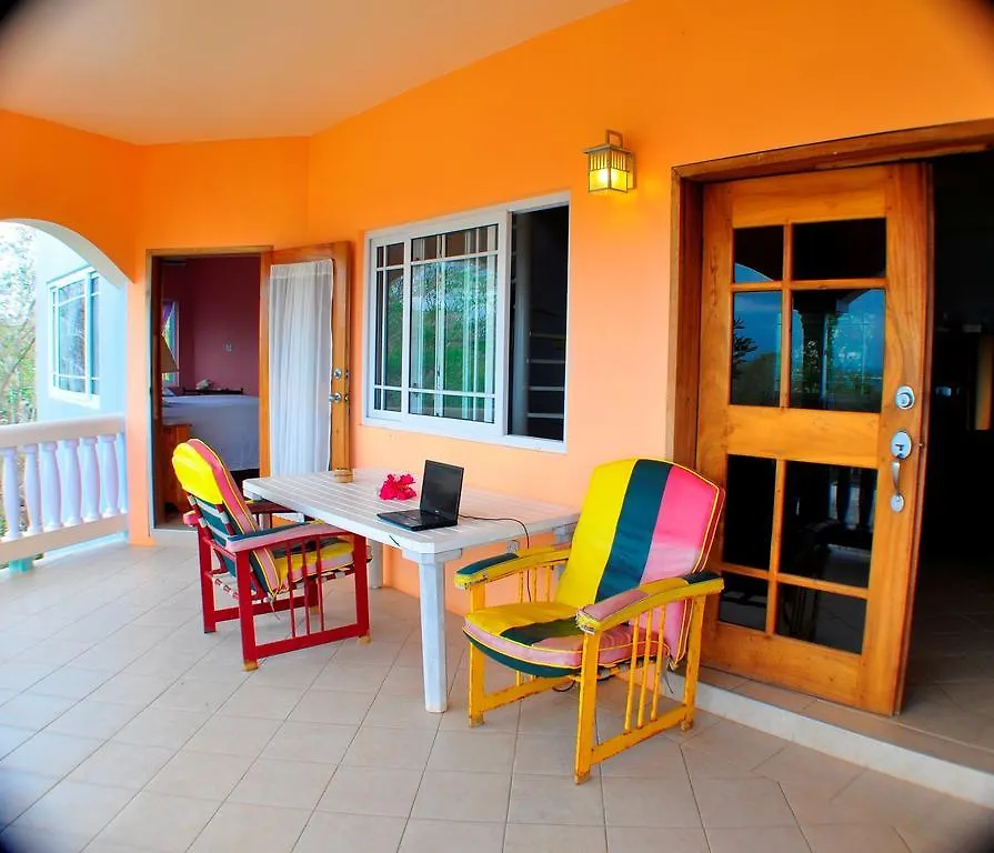 Jah Freedom Hotel Negril 4*,